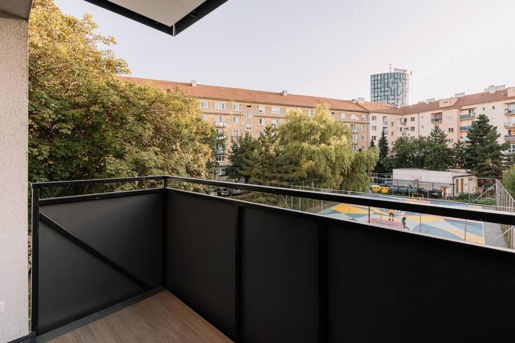 ברטיסלאבה Stylish Apartment Retreat מראה חיצוני תמונה